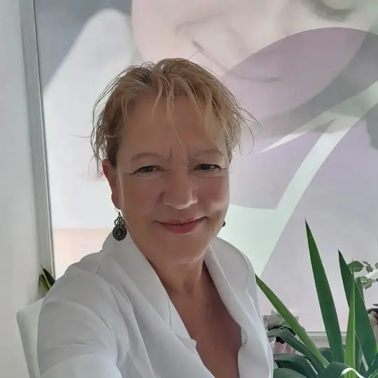 Elisabete Jorge, terapeuta holística